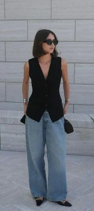 Colete Alfaiataria Preto com Jeans