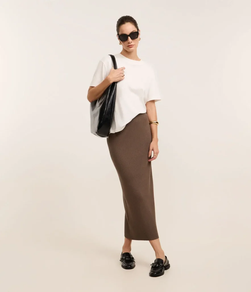 Saia tricot com camisa básica lisa