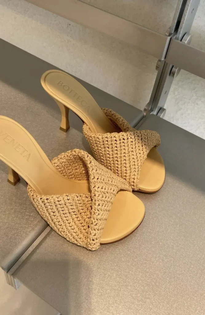 Salto Crochet Amarelo