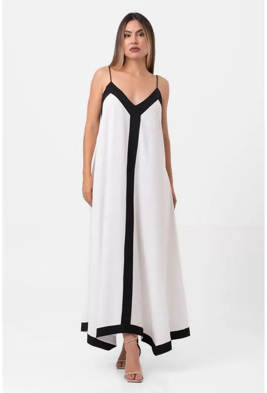 Vestido Branco com Faix Preta