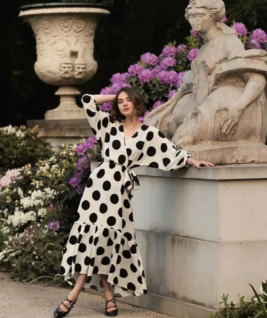 Vestido Poá com Movimento