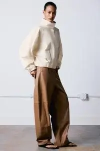 Calça Barrel Couro - ZARA