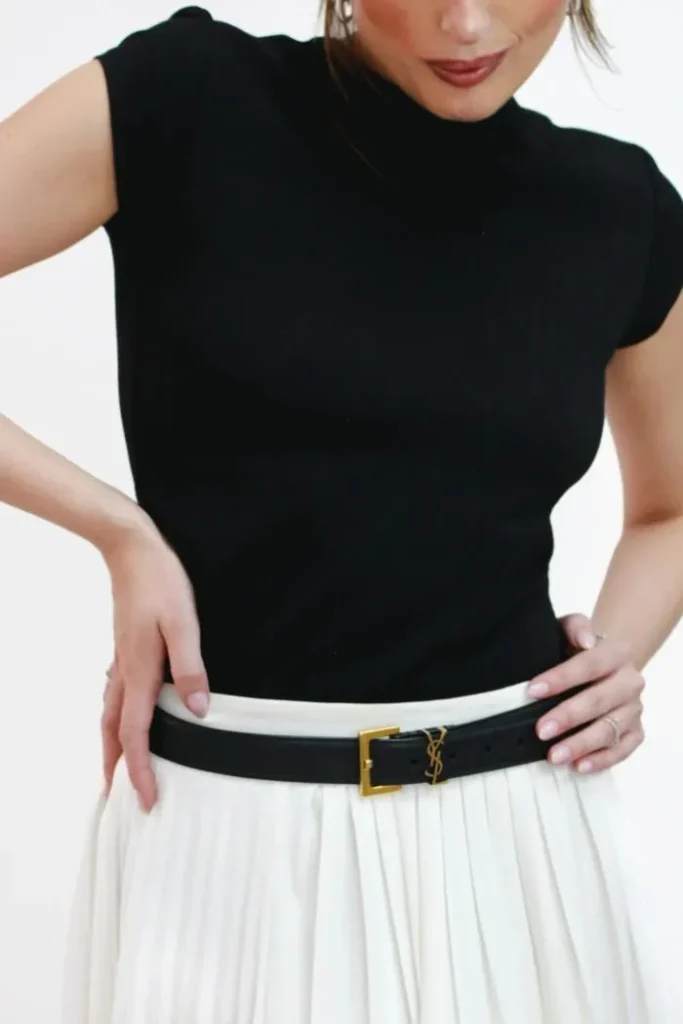 Cinto de Couro Fivela YSL com Saia