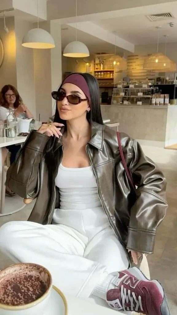 Jaqueta oversized Couro marrom +Tenis e acessórios Burgundy