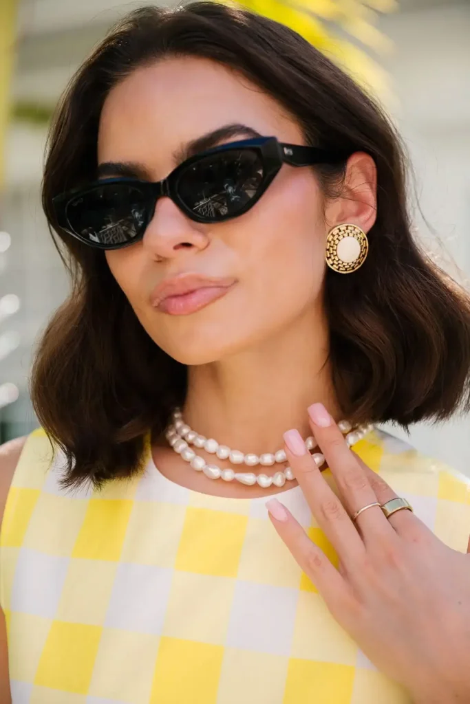 Óculos-de-Sol-Estreito-com-Pérolas