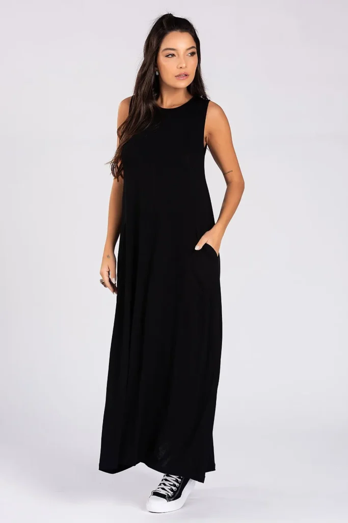 vestido-longo-regata-com-bolso-preto-
