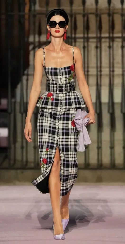 Vestido Midi Xadrez - Carolina Herrera 2026