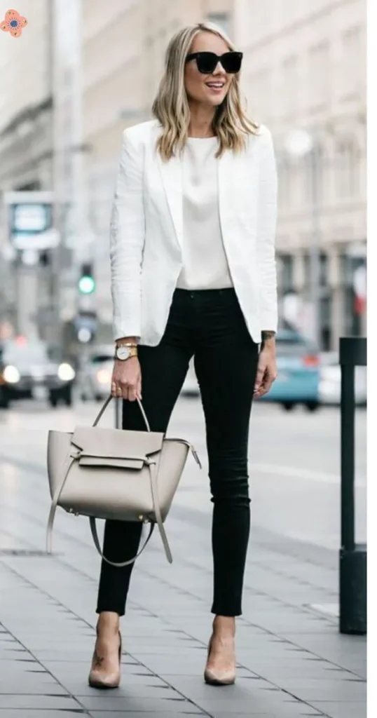 blazer branco com jeans preto